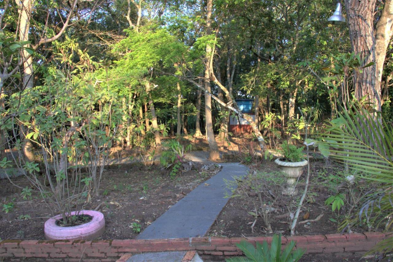 Casa Unica Com Piscina E Lareira A 1,2 Km Do Centro Villa Chapada dos Guimarães Exterior foto