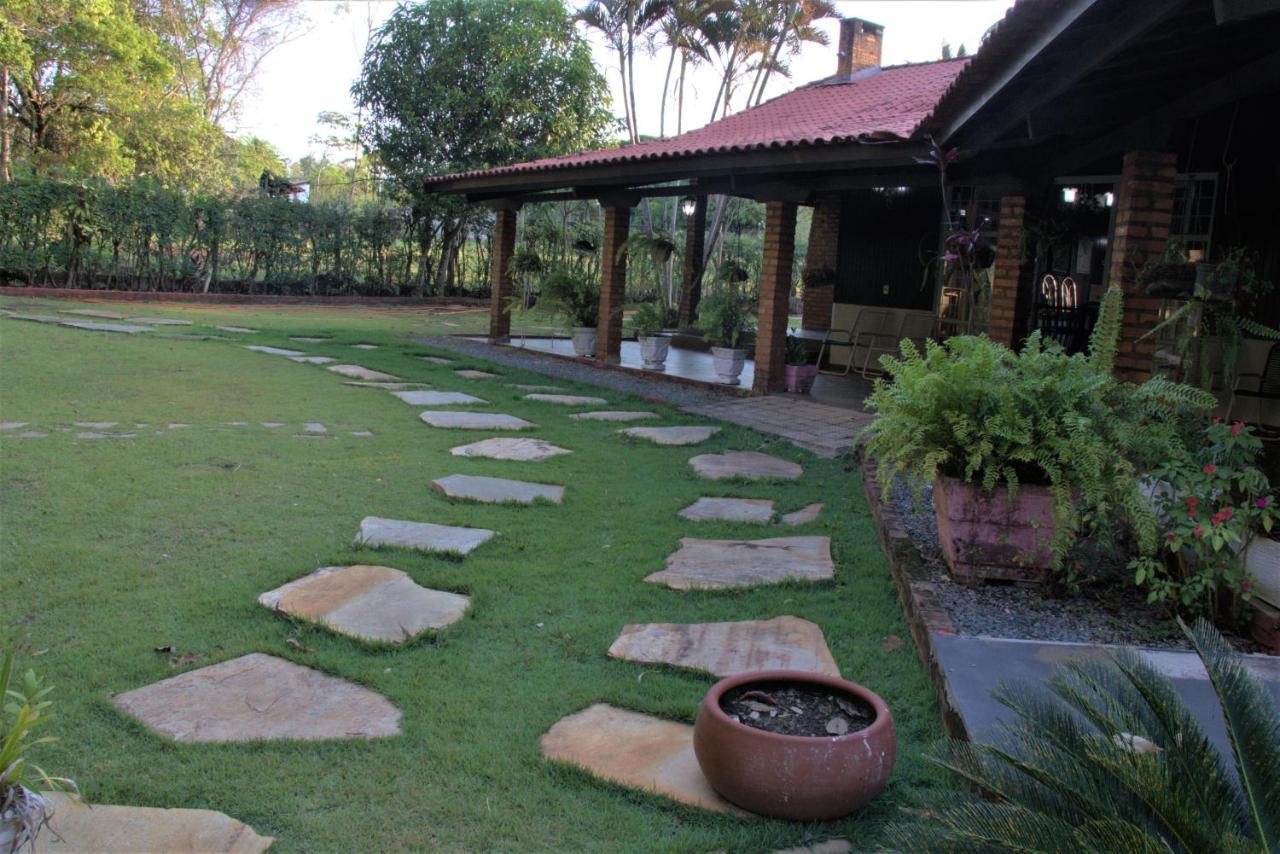 Casa Unica Com Piscina E Lareira A 1,2 Km Do Centro Villa Chapada dos Guimarães Exterior foto
